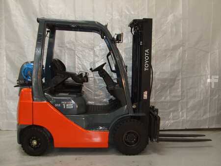 Gasoltruck 2011  Toyota Tonero-02-8FGF15 (1)