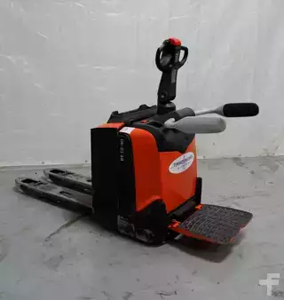 Niederhubwagen 2021  Toyota LPE 200 (3)