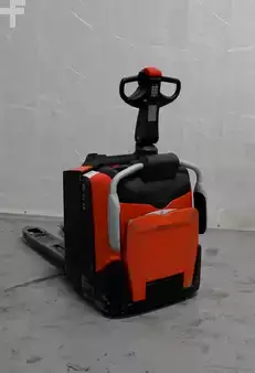 Niederhubwagen 2021  Toyota LPE 200 (4)