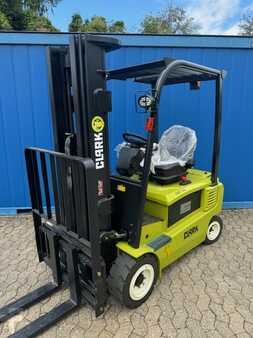 Elektro čtyřkolový VZV 2022 Clark GEX 20 (1)