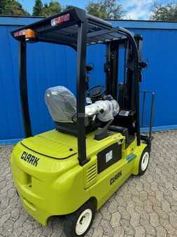 Elektro čtyřkolový VZV 2022 Clark GEX 20 (2)