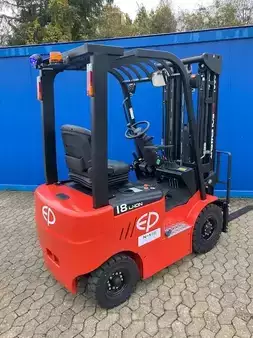 Elektro čtyřkolový VZV 2026  EP Equipment EFL 181 (2)