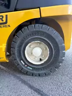 Dieselový VZV 2017  Yale GDP30VX (13)