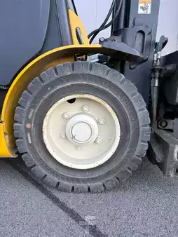 Dieselový VZV 2017  Yale GDP30VX (16)