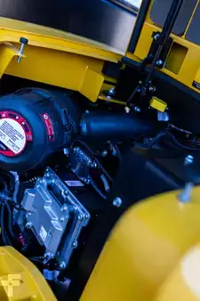 Diesel truck 2025  Yale GDP80VX - 900mm (19)