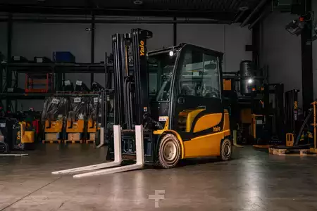 Elektro 4 Rad 2024  Yale ERP30VL (4)