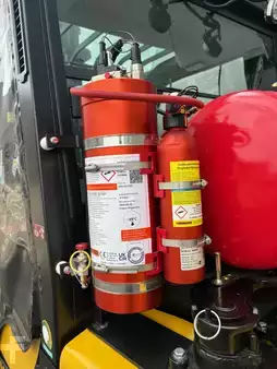 LPG VZV 2024  Yale GLP45VX (9)