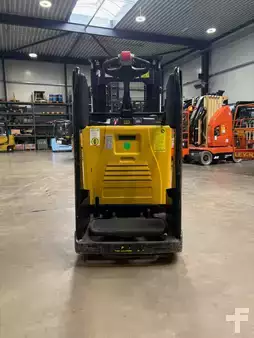 Fahrerstandstapler 2020  Yale MP20XD (1)