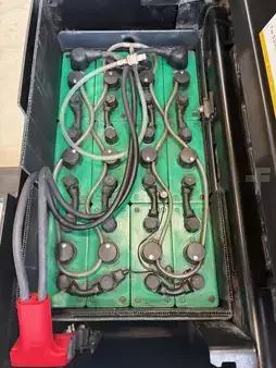 Electric Pallet Trucks 2021  Yale MP20X (6)
