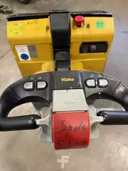 Nízkozdvižný vozík 2016  Yale MP22 (7)