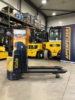 Nízkozdvižný vozík 2016  Yale MP22 (1)