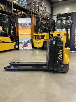 Nízkozdvižný vozík 2016  Yale MP22 (2)