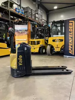 Nízkozdvižný vozík 2016  Yale MP22 (4)