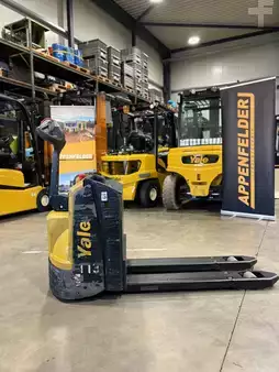 Nízkozdvižný vozík 2026  Yale MP22 (2)