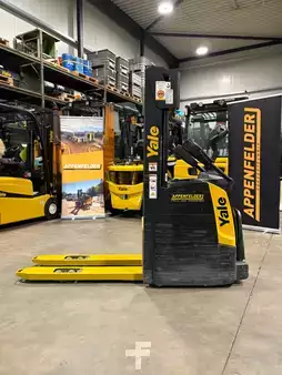 Beállós targonca 2020  Yale MS16X (1)