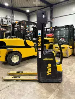 Ruční vysokozdvižný vozík 2022  Yale MS12 (2)