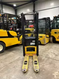 Ruční vysokozdvižný vozík 2022  Yale MS12 (4)