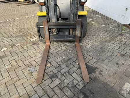 LPG heftrucks 2003  OM XG30 (6)