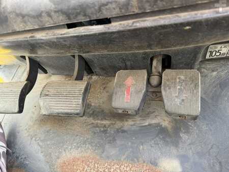 LPG heftrucks 2003  OM XG30 (8)