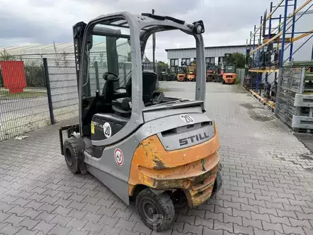 Elektromos 4 kerekű 2010  Still RX 60-35 (3)