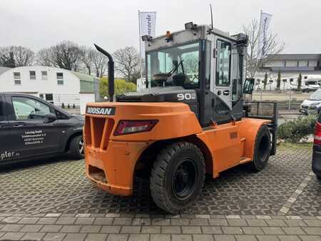 Dízel targoncák 2018  Doosan D90S-7 (5)