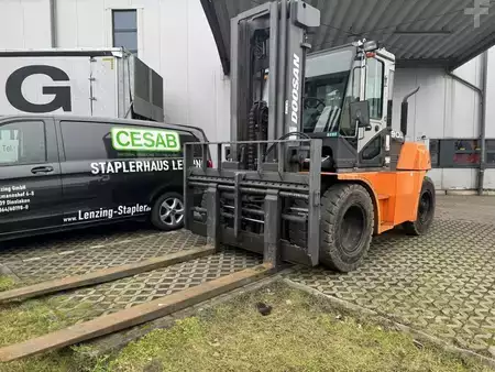 Carretilla elevadora diésel 2018  Doosan D90S-7 (2)