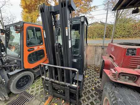Dieselstapler 2020  Doosan D20SC-5 (1)