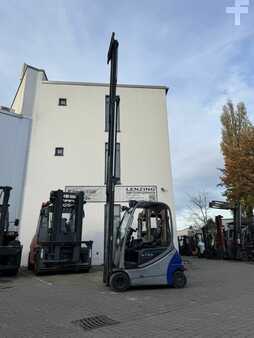 Elektro 4 Rad 2012  Still RX 20-20 P (7)