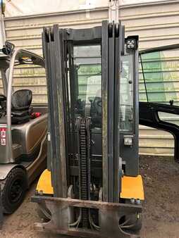 Carrelli elettrici 4 ruote 2013  Jungheinrich EFG 425ks (2)