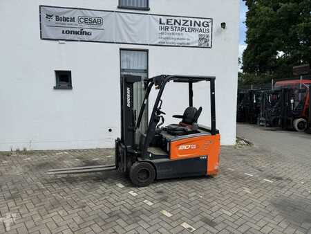 Elektryczne 3-kołowe 2016  Doosan B20T-7 (1)