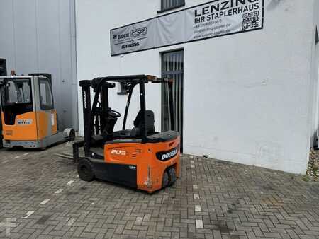 Elektryczne 3-kołowe 2016  Doosan B20T-7 (2)