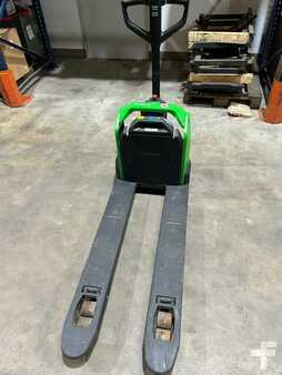 Niederhubwagen 2024  Cesab P013i (1)