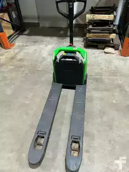 Lavtløftende truck 2024  Cesab P013i (1)