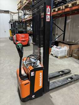 Hochhubwagen 2020  Doosan BSL13S-7C (5)