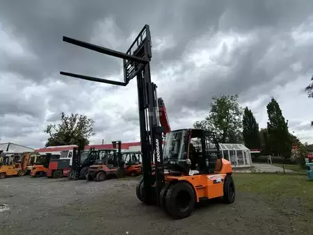 Carretilla elevadora diésel 2023  Doosan D90S-9 (1)