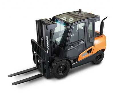 Dieseltruck 2024  Doosan D55C-9 (1)