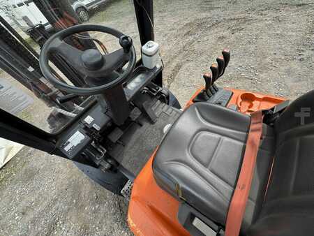 Empilhador diesel 2020  Doosan D30GP (5)
