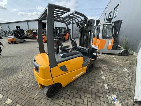 Elektro 4 Rad 2002  Jungheinrich EFG Vac 30 (7)
