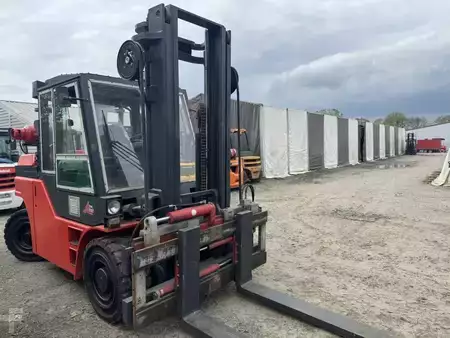 Treibgasstapler  Dan Truck 9870GD (4)