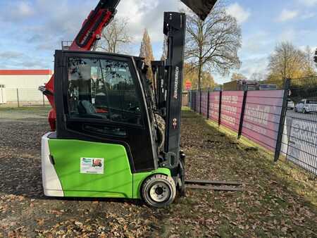 Elektro 3 Rad 2012  Jungheinrich EFG218 (4)