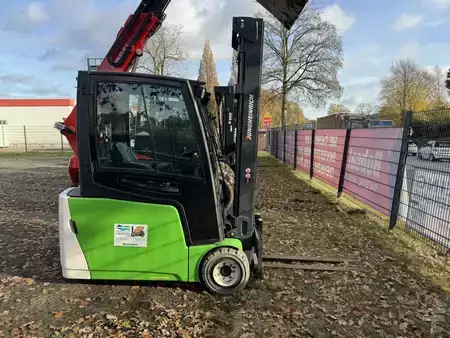 Elektromos 3 kerekű 2012  Jungheinrich EFG218 (4)