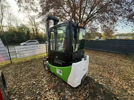 Elektromos 3 kerekű 2012  Jungheinrich EFG218 (6)