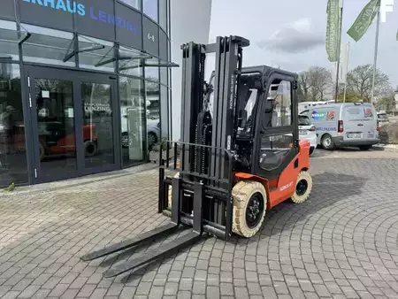 Diesel heftrucks 2025  Noblelift CPCD30 (3)