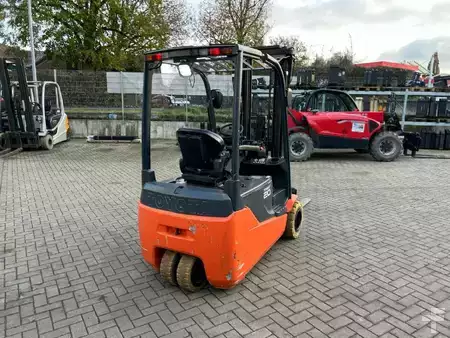 Elektro tříkolové VZV 2016  Toyota 8FBE20T (3)