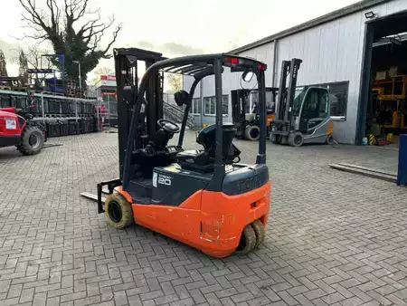 Elektro tříkolové VZV 2016  Toyota 8FBE20T (4)