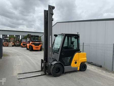 Dieselstapler 2022  Jungheinrich DFG 430s (1)
