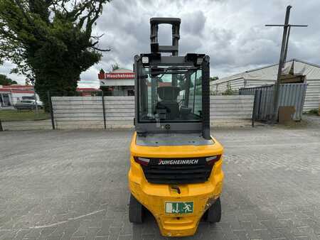 Dieselstapler 2022  Jungheinrich DFG 430s (3)
