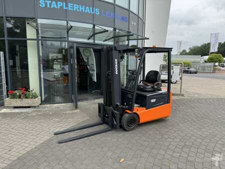 Sähkö - 3 pyör 2015  Doosan B15T-5 (1)