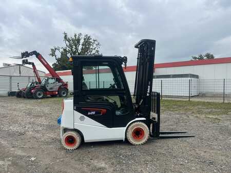 Carrelli elettrici 4 ruote 2025  Bobcat B25NS (6)