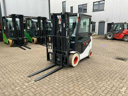 Eléctrico - 4 rodas 2025  Bobcat B25NS (1)